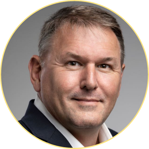 Portrait of Craig Hutton